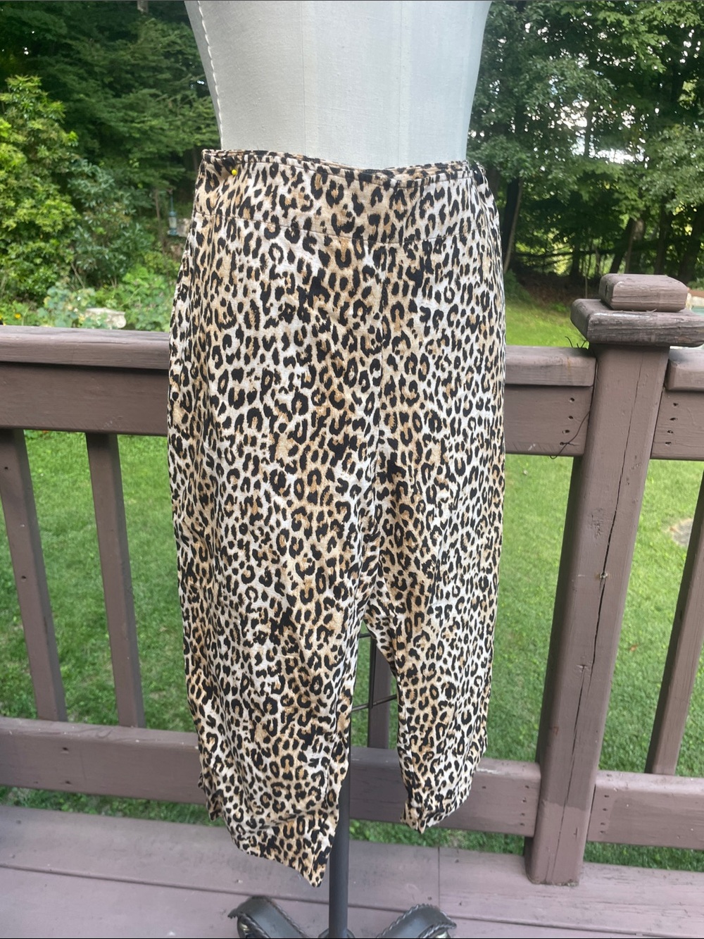 Leopard Print vintage style capris